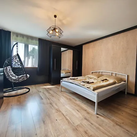 Mieszko Apartment *